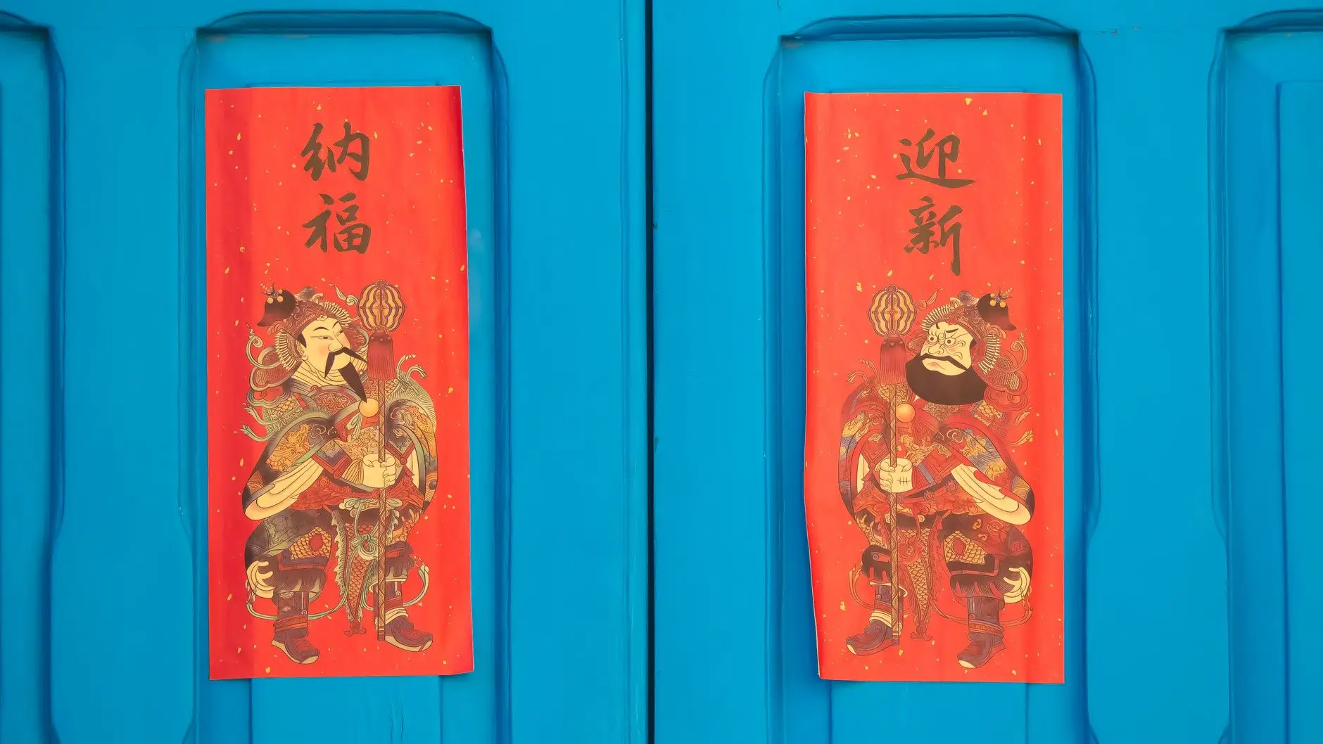 翡翠挂件与和田玉选购要点详解：从质地到工艺的全面分析