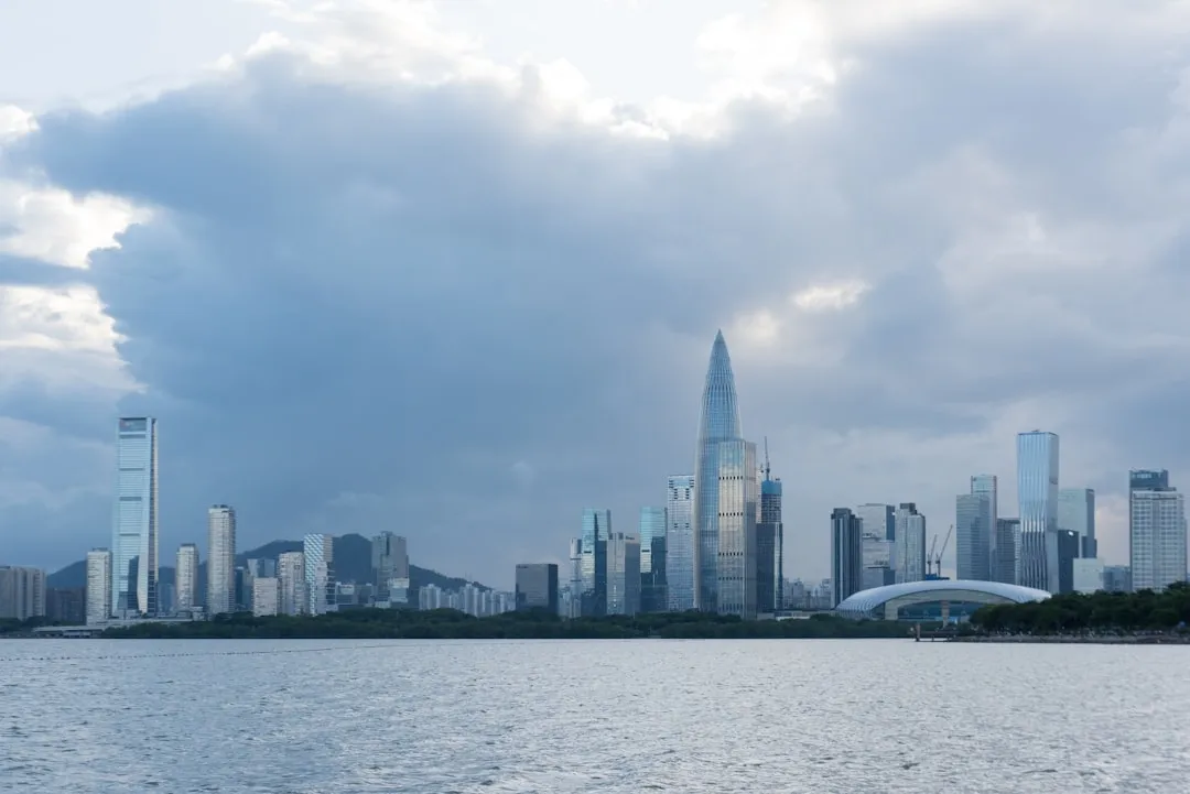 2024年文玩手串市场趋势与高品质玉石珠宝推荐